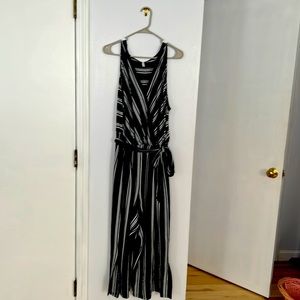 Jumpsuit 3/4 pant legs plus size 1X